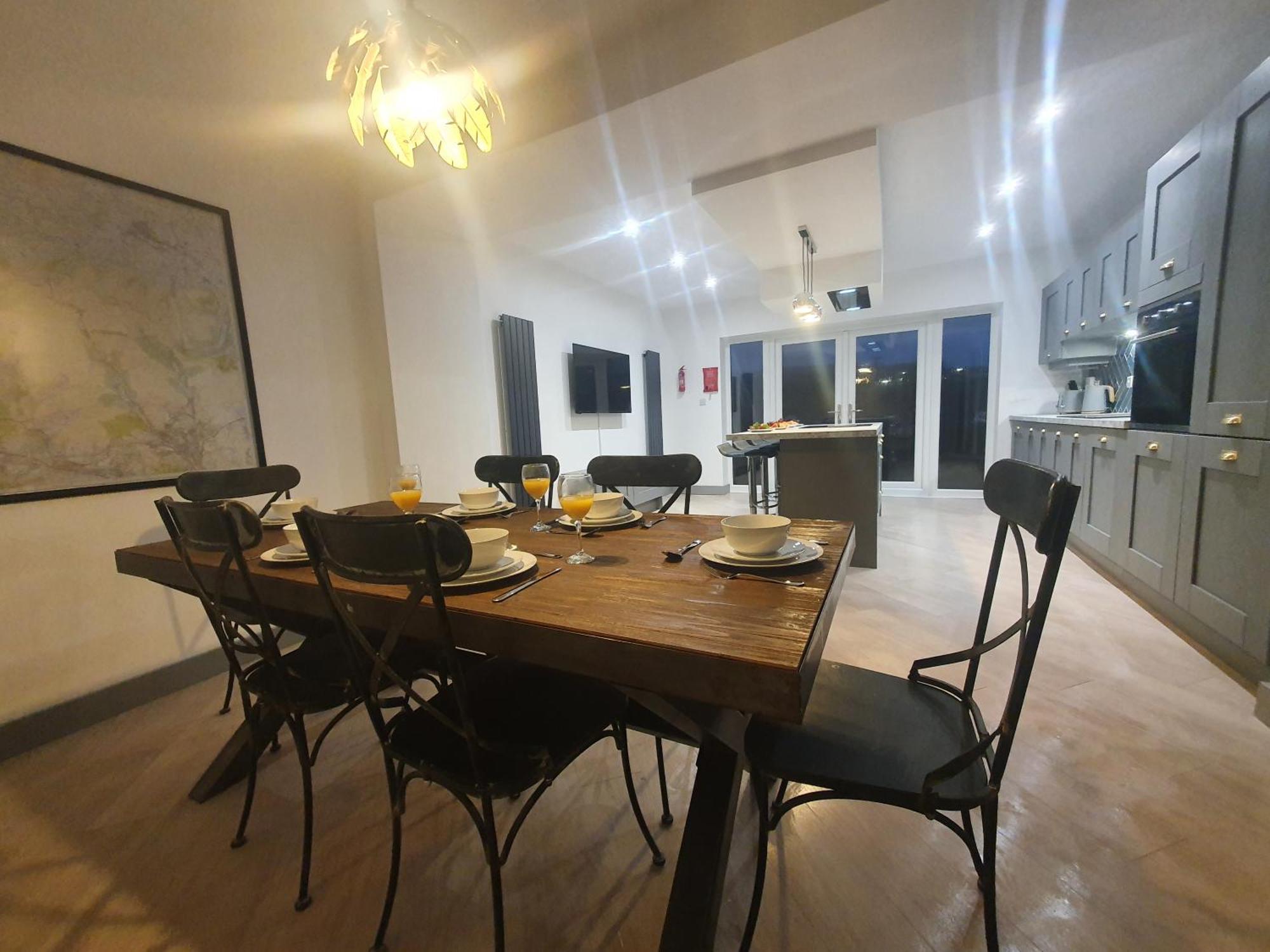 4 Bedroom Luxury House. Bike Park Wales. Secure Bike Store. Brecon Beacons Dowlais Extérieur photo